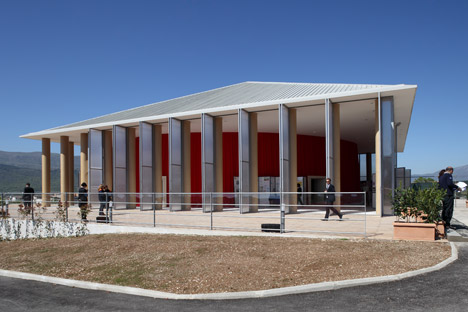 Paper-Concert-Hall-LAquila_dezeen