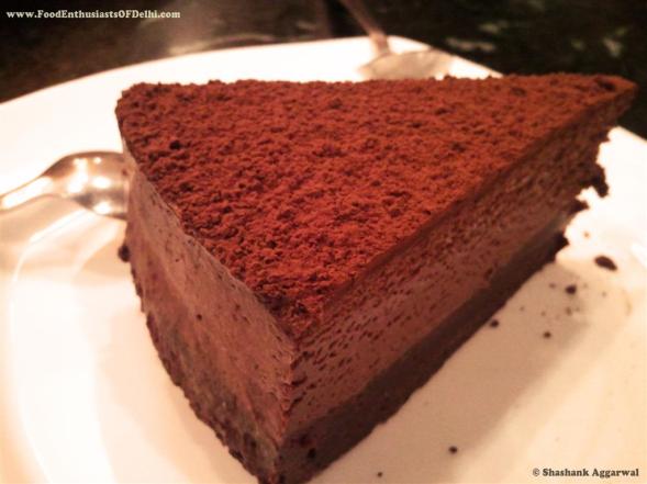 Double Decadance Chocolate Cake (Medium)